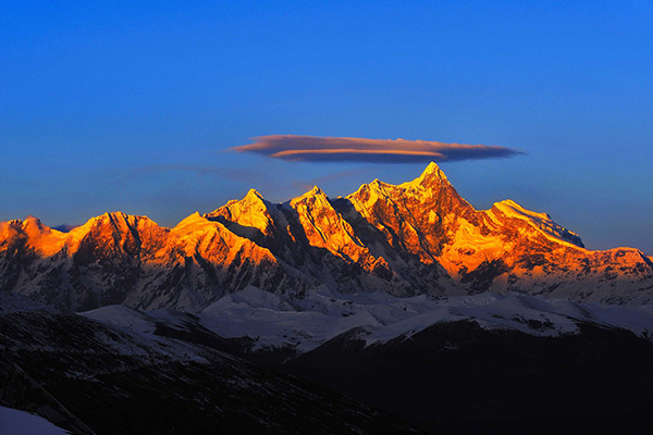 拉薩-納木錯(cuò)-林芝-巴松措-大峽谷-日喀則-珠峰10晚11日游