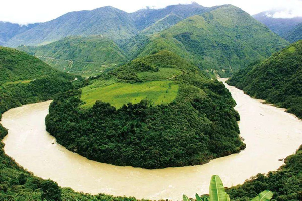 拉薩-納木錯(cuò)-林芝-巴松措-雅魯藏布大峽谷6晚7日