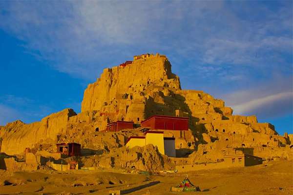 拉薩+珠峰+阿里南線+納木錯 12天11晚