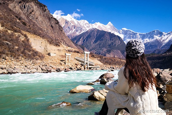 一個(gè)人去西藏旅游得花多少錢